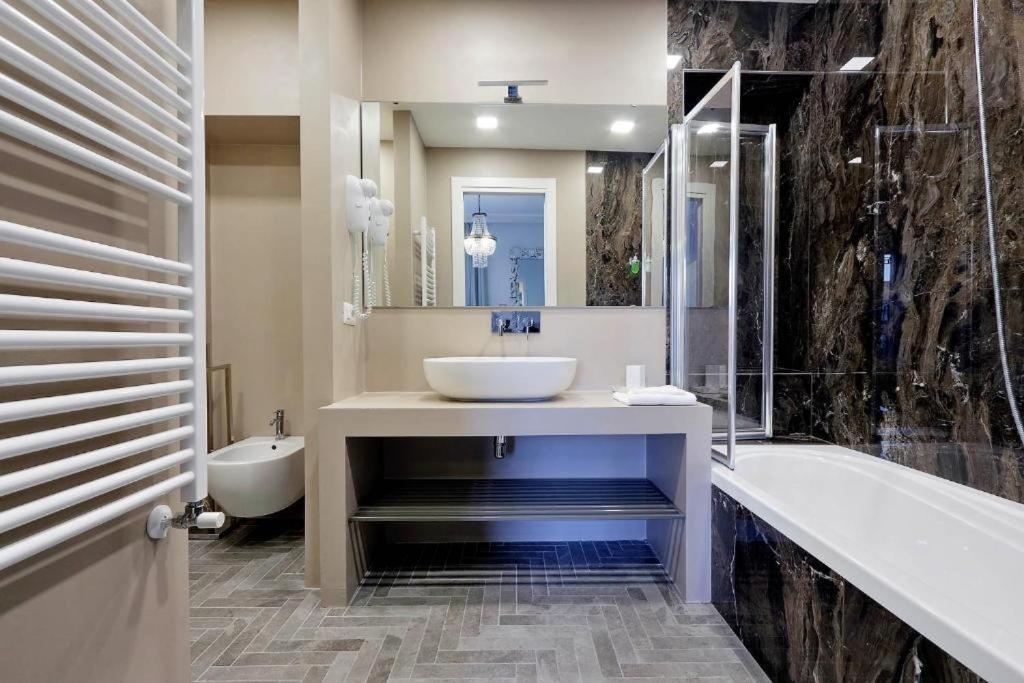 Boutique Suites Della Croce 罗马 外观 照片